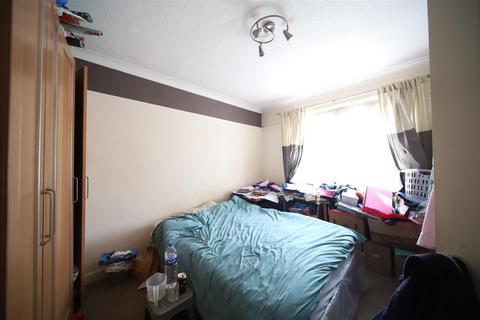 38 Glenloch Road, Enfield, EN3 7HN