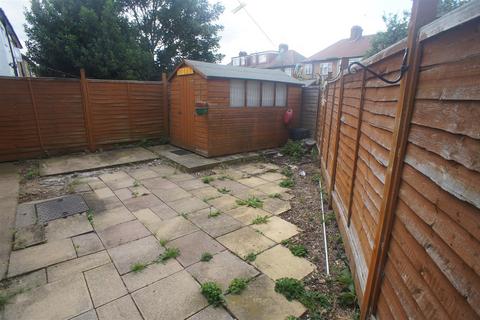 38 Glenloch Road, Enfield, EN3 7HN