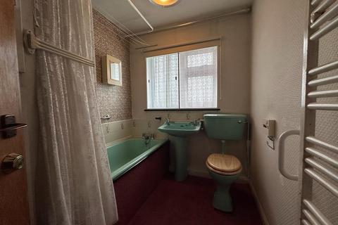 5 Lisker Drive, Otley, LS21 1DQ