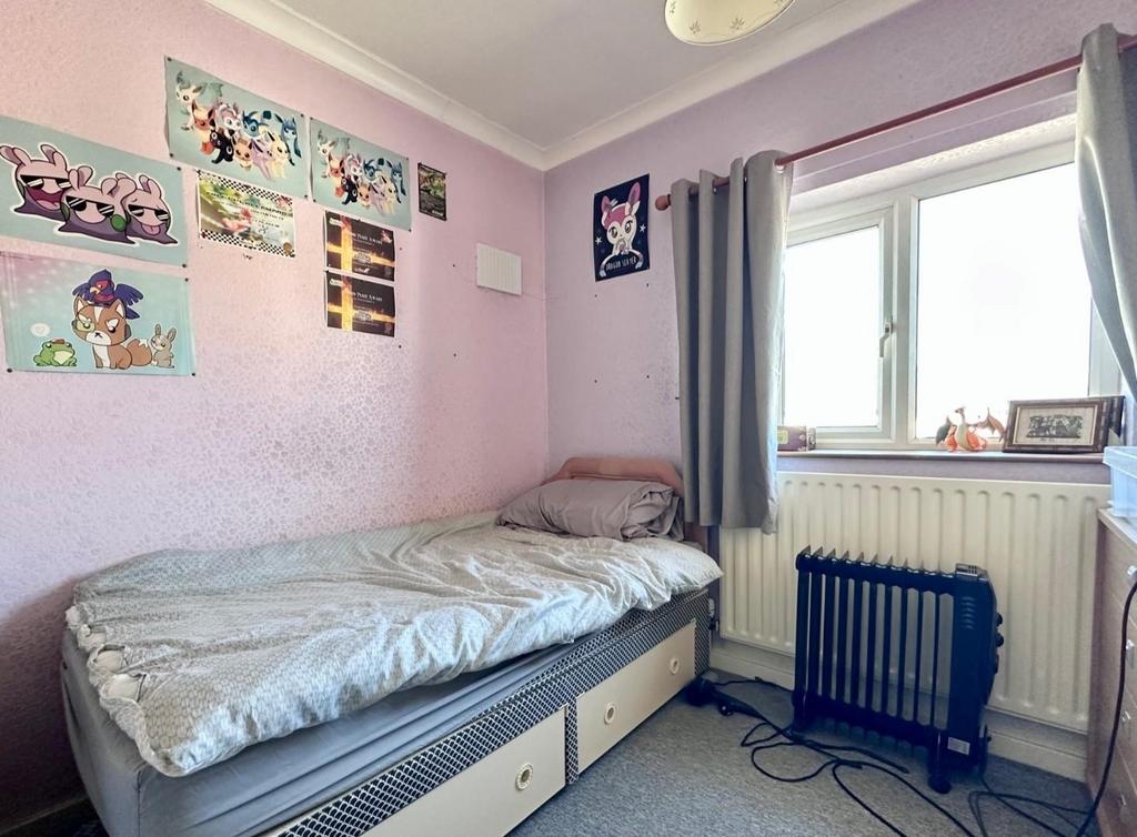 Bedroom 3.jpg