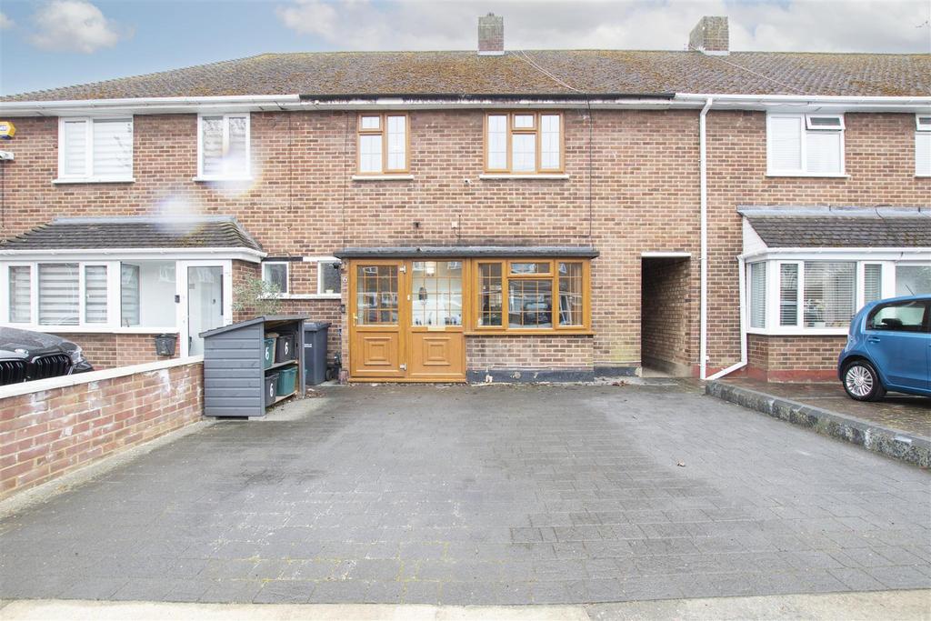 Greenwood Avenue, Cheshunt 3 bed terraced house for sale £460,000