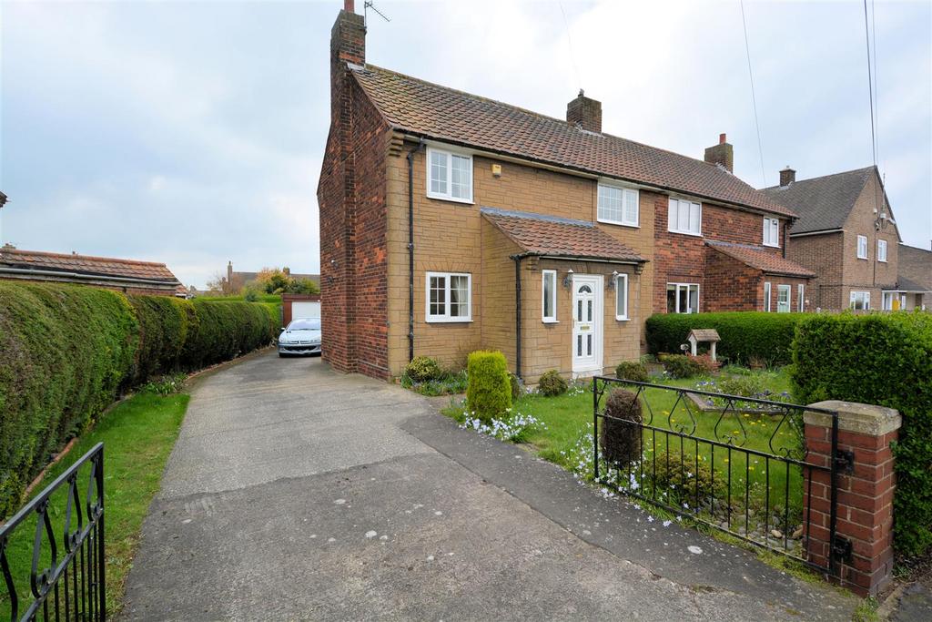Green Acres, Eggborough, Goole 3 bed semidetached house for sale £