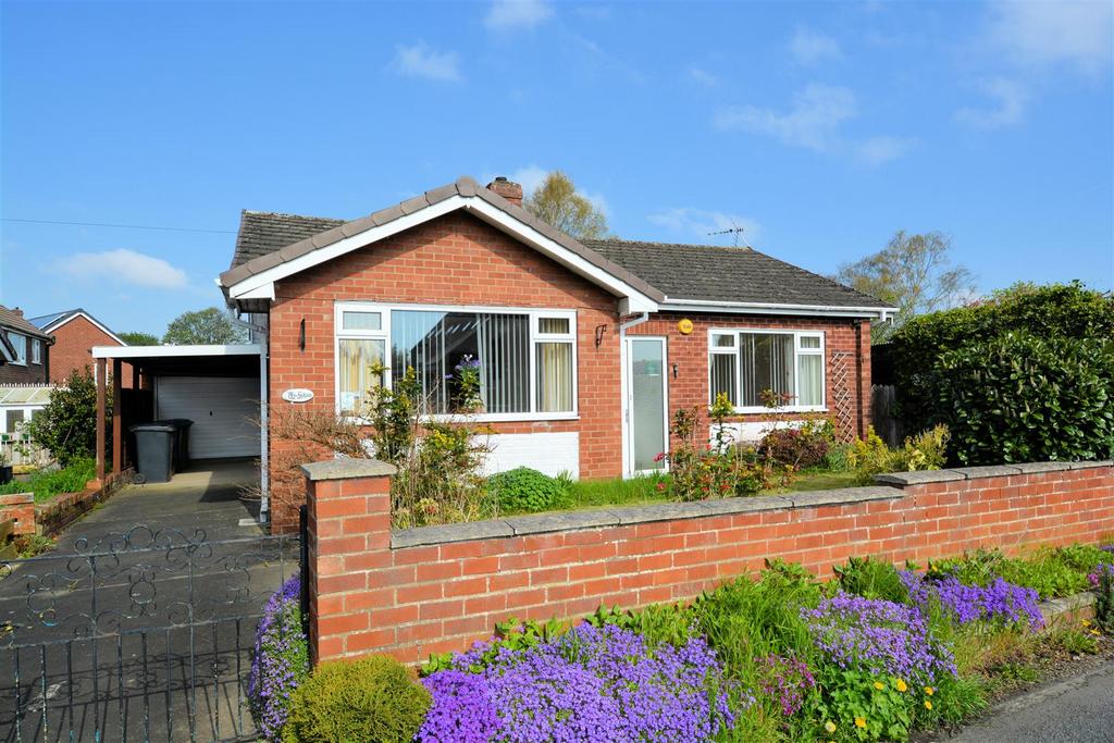 Water Lane, Eggborough, Goole 3 bed detached bungalow for sale £200,000