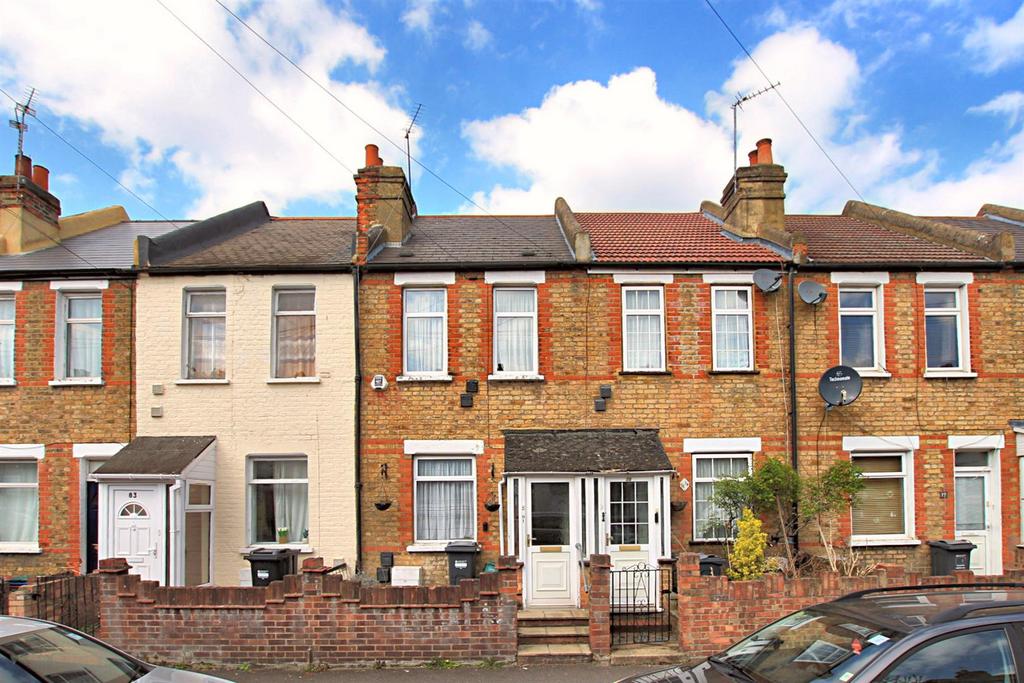 Myrtle Road, Hounslow TW3 2 bed terraced house for sale £435,000