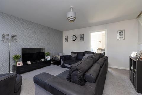 7 Ethel Moorhead Place, Perth, PH2 8FA