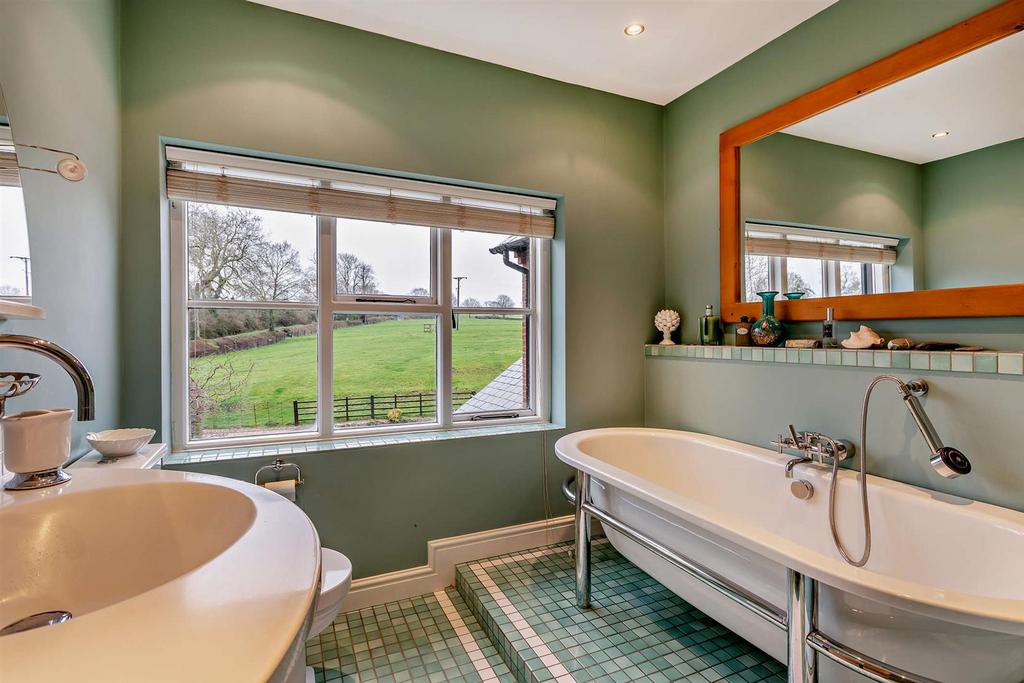 Family bathroom