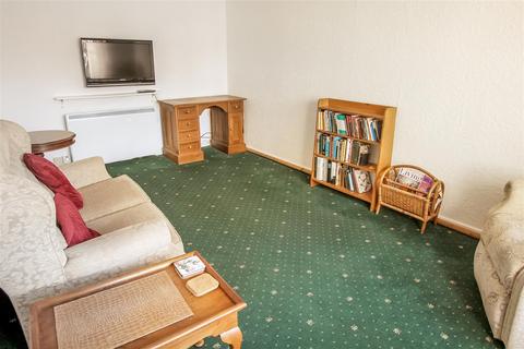 1 bedroom retirement property for sale, Applegarth Court, Northallerton