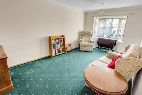 1 bedroom retirement property for sale, Applegarth Court, Northallerton