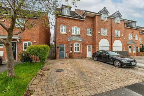 20 Riding Close, Sale, M33 2ZP