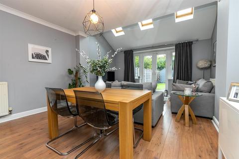 20 Riding Close, Sale, M33 2ZP