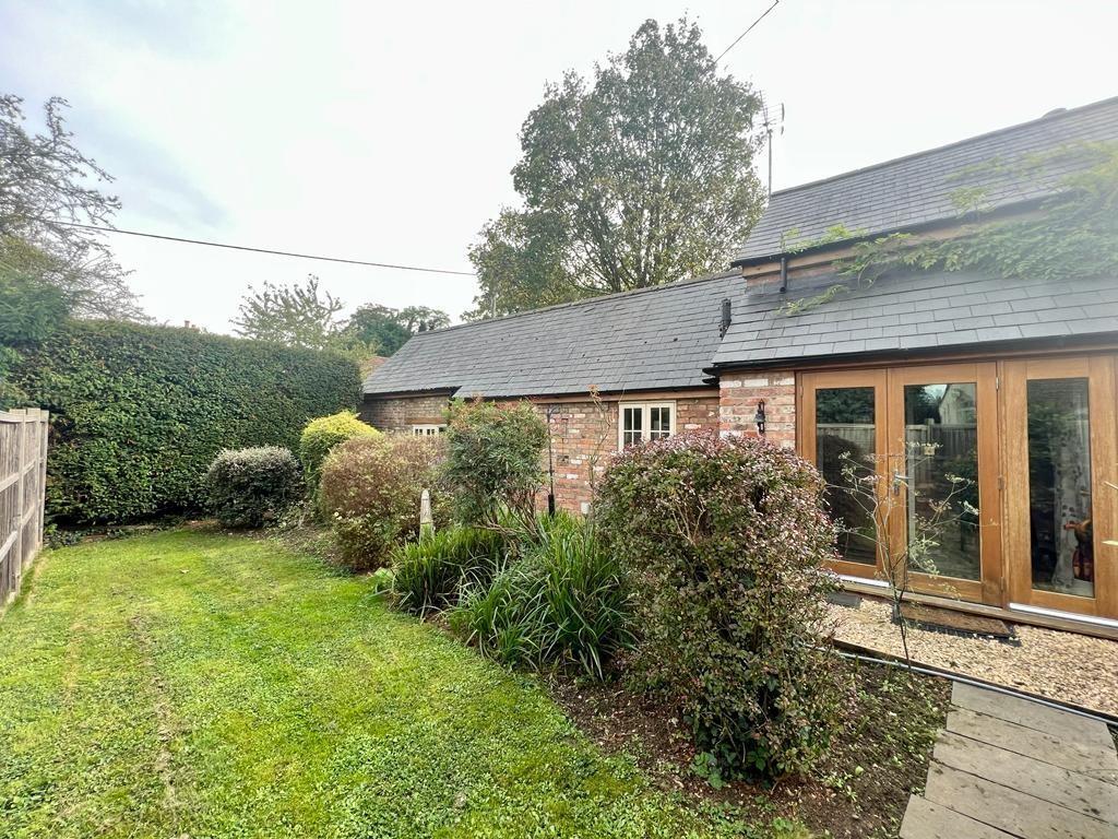 Bath Road, Frocester, Stonehouse, GL10 3TG 2 bed detached house for