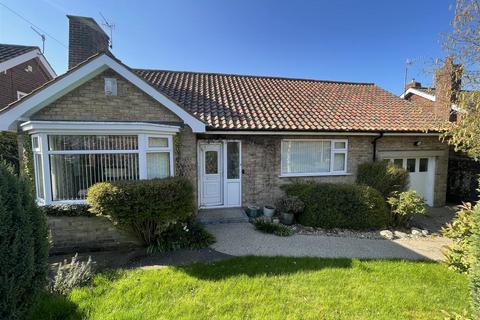 21 Hackness Drive, Scarborough, YO12 5SB