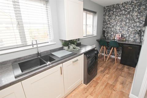 11 Bertram Close, New Bradwell, Milton Keynes, MK13 0DT