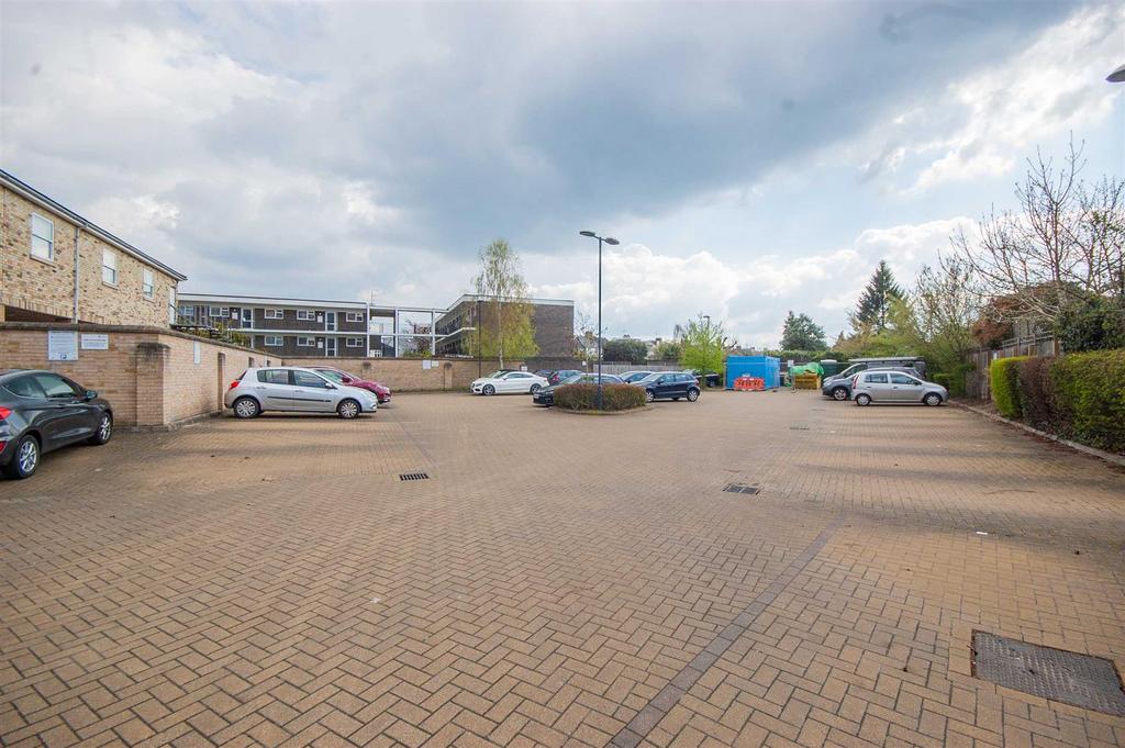 Parking.jpg