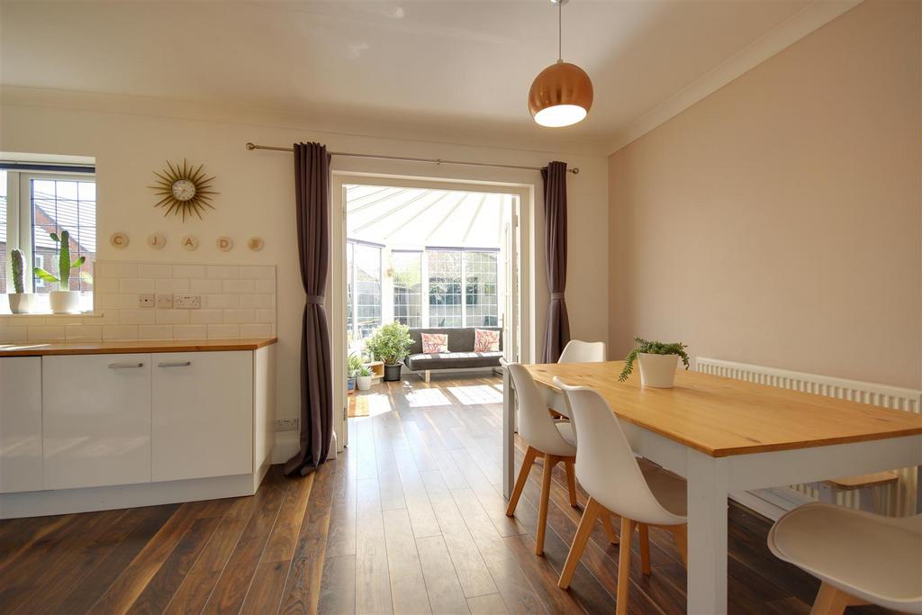 Dining Kitchen - Alternative View
