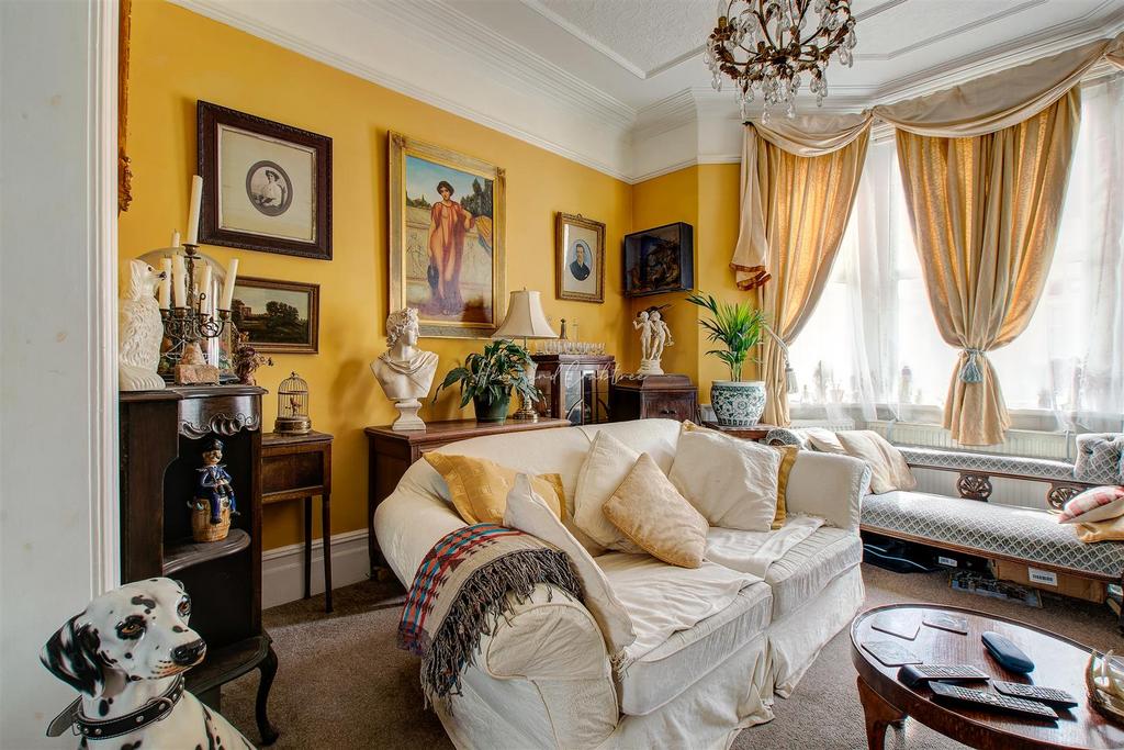 Albany Road, Cardiff 5 bed terraced house £490,000