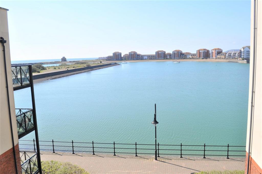 Macquarie Quay, Sovereign Harbour North, Eastbourne 2 bed flat for sale