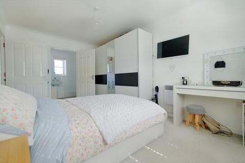 114 Harberd Tye, Chelmsford, CM2 9GJ