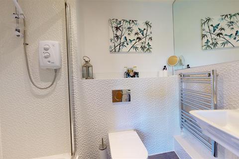 Flat 15, Bessemer Lodge, 15 Ada Walk, Oakgrove, Milton Keynes, MK10 9SW