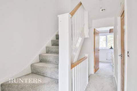 11 Lockside, Littleborough, OL15 0HX