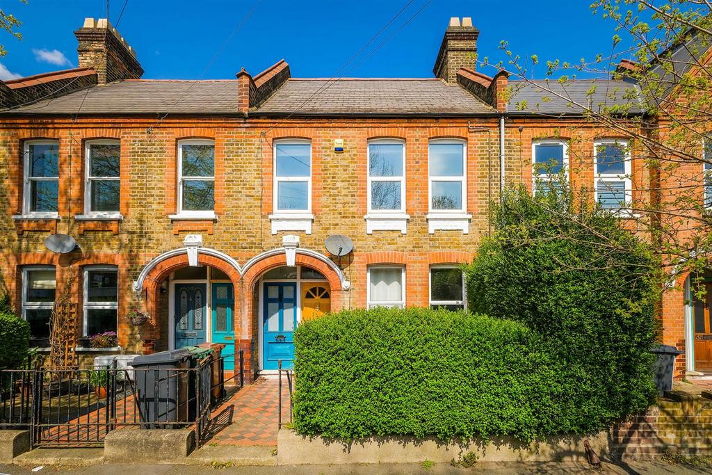 149 Brettenham Road ext-9 resized.jpg