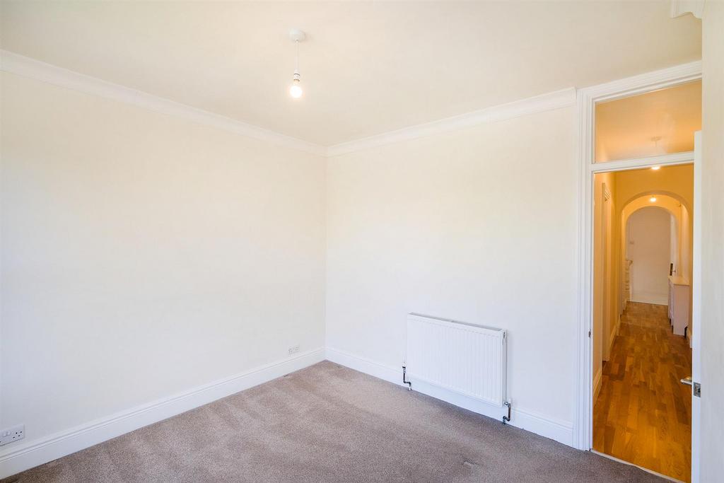 149 Brettenham Road-3 resized.jpg