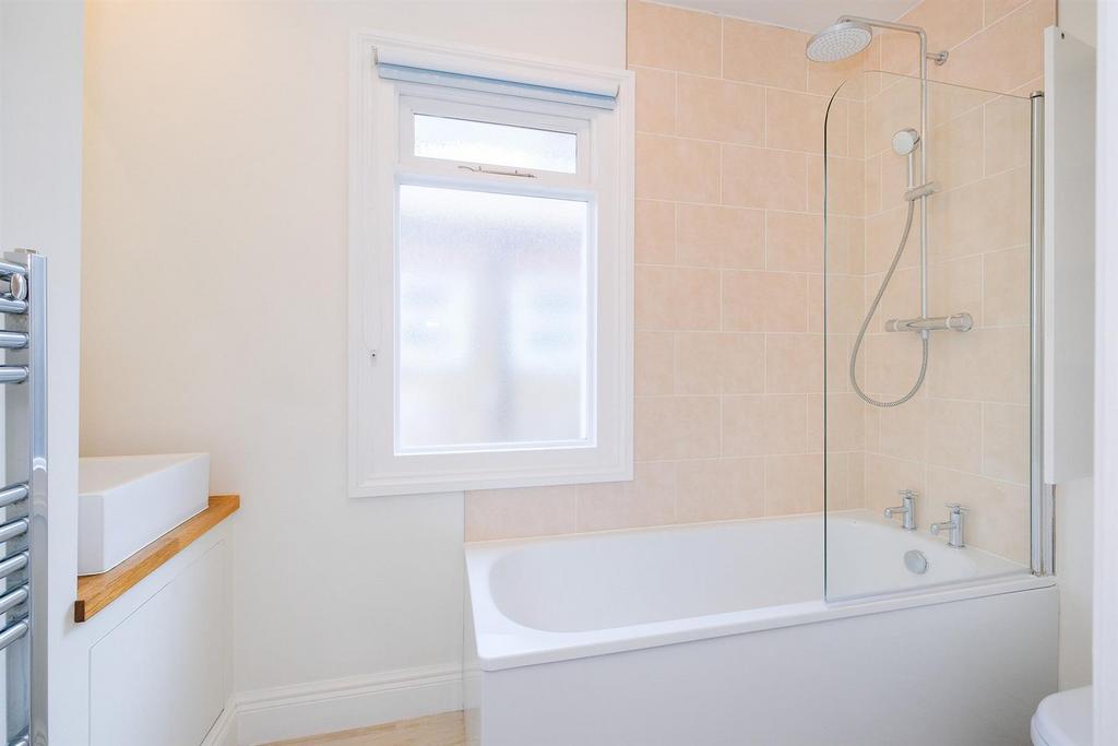 149 Brettenham Road-4 resized.jpg