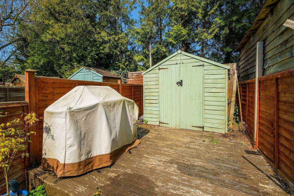 149 Brettenham Road ext-5 resized.jpg