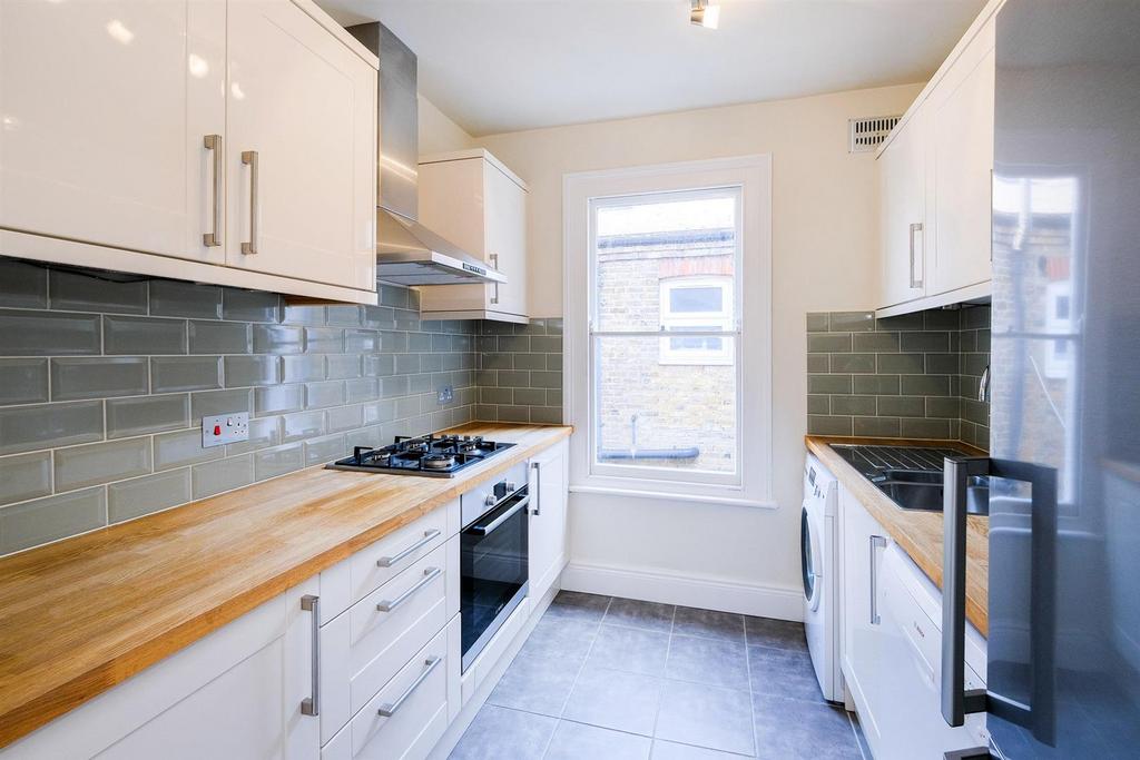 149 Brettenham Road-7 resized.jpg