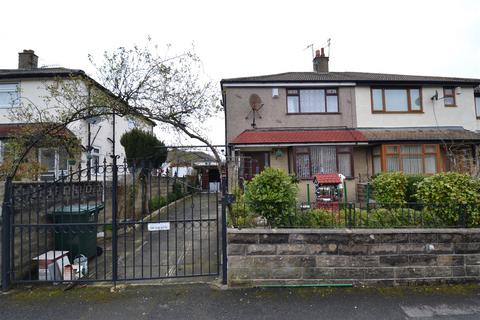 40 Bartle Lane, Bradford, BD7 4QA