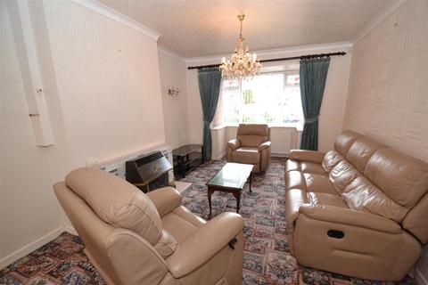40 Bartle Lane, Bradford, BD7 4QA