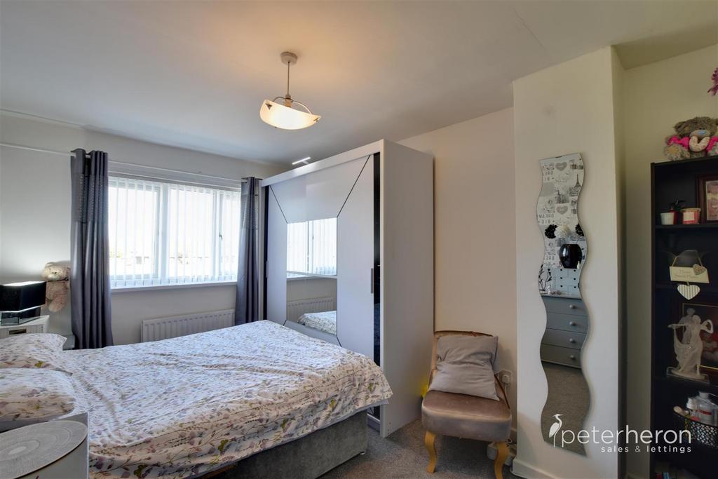 Bedroom 2 - rear facing
