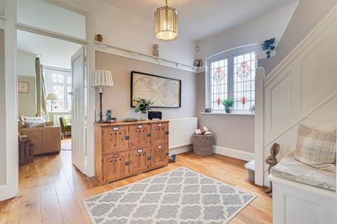 38 Braemar Crescent, Leigh-on-sea, SS9 3RL
