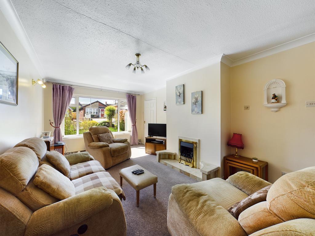 Fairhaven Grove, Birches Head, StokeonTrent, ST1 2 bed bungalow for