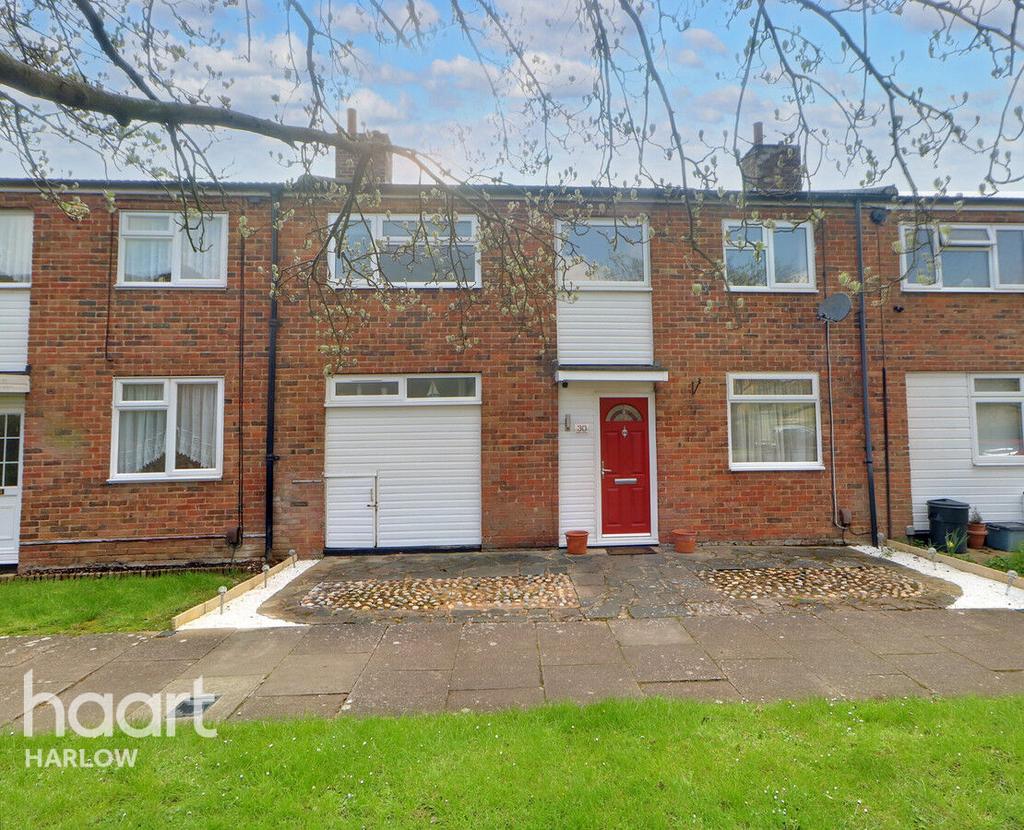 Altham Grove, Harlow 3 bed terraced house £360,000