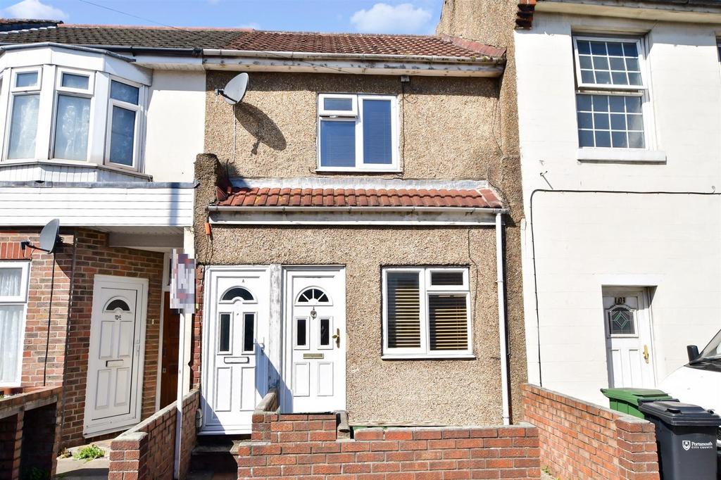 Eastney Road, Eastney, Portsmouth, Hampshire 1 bed ground floor flat for sale £90,000
