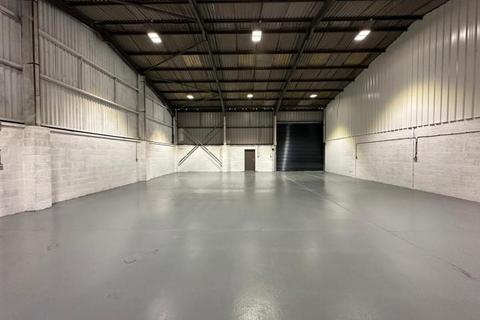 Industrial unit to rent, Hawton Business Park, Hawton Lane, Newark, Nottinghamshire, NG24