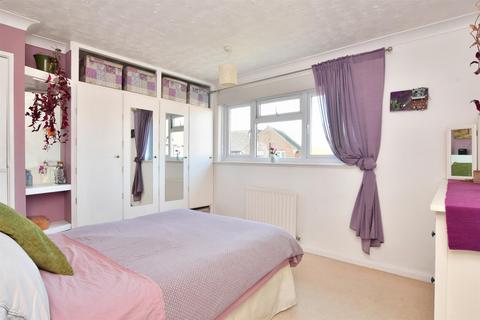 15 Fairlight Field, Ringmer, Lewes, BN8 5QP