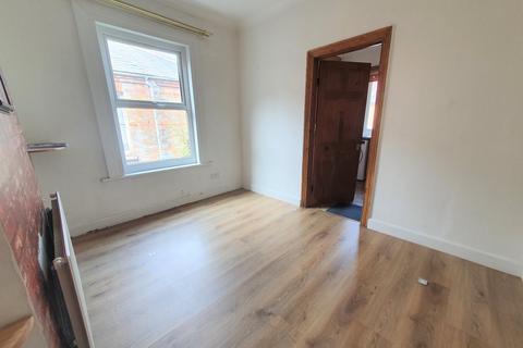 67 Lloyd Road, London, E17 6NP