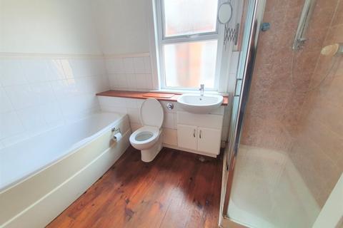 67 Lloyd Road, London, E17 6NP