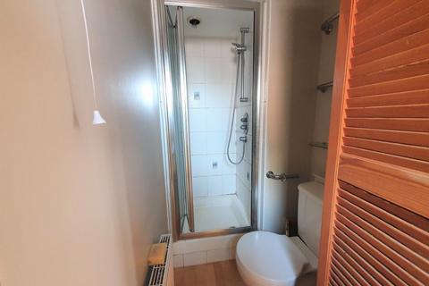 67 Lloyd Road, London, E17 6NP