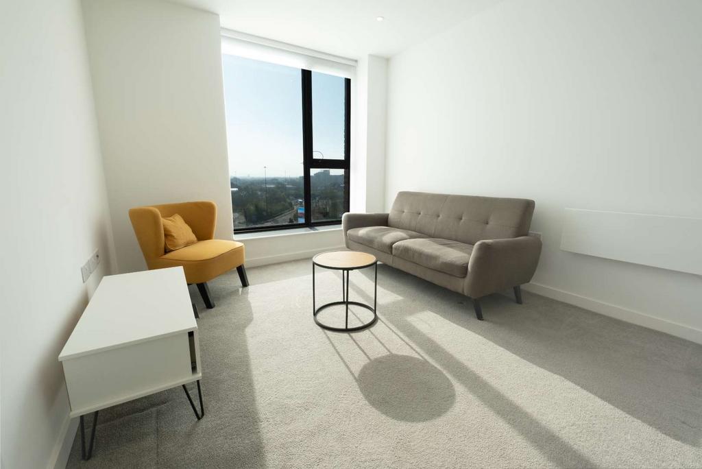 4 Wharf End, Trafford Park, Manchester 1 bed flat £980 pcm (£226 pw)