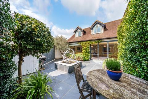 4 bedroom detached house for sale, Lock Road, Richmond, TW10