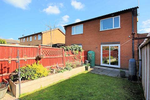 2 bedroom semi-detached house for sale, Moorland Road, Syston, LE7