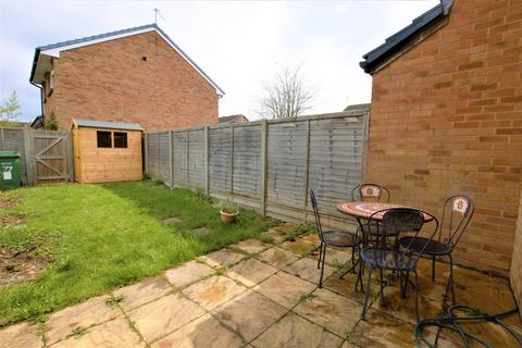 2 bedroom terraced house to rent, Harness Way, St Albans, AL4