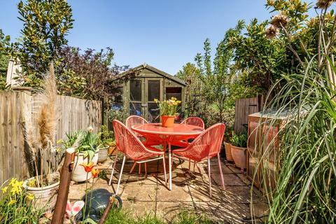 19 Lucas Road, London, SE20 7EE