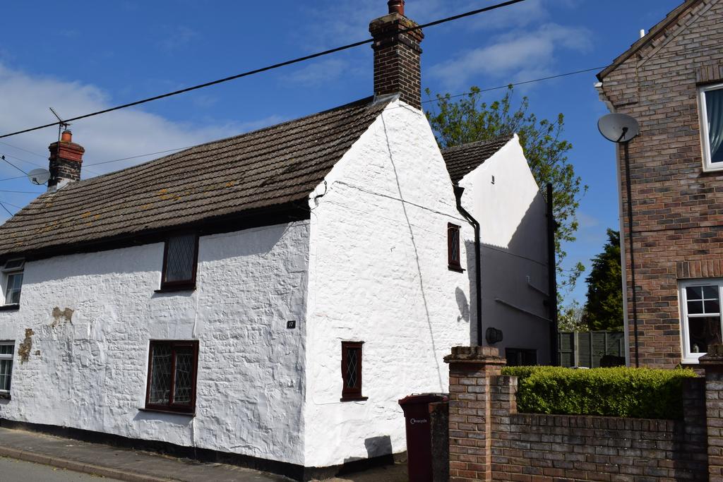 Beckside, Hibaldstow, DN20 2 bed cottage for sale £165,000