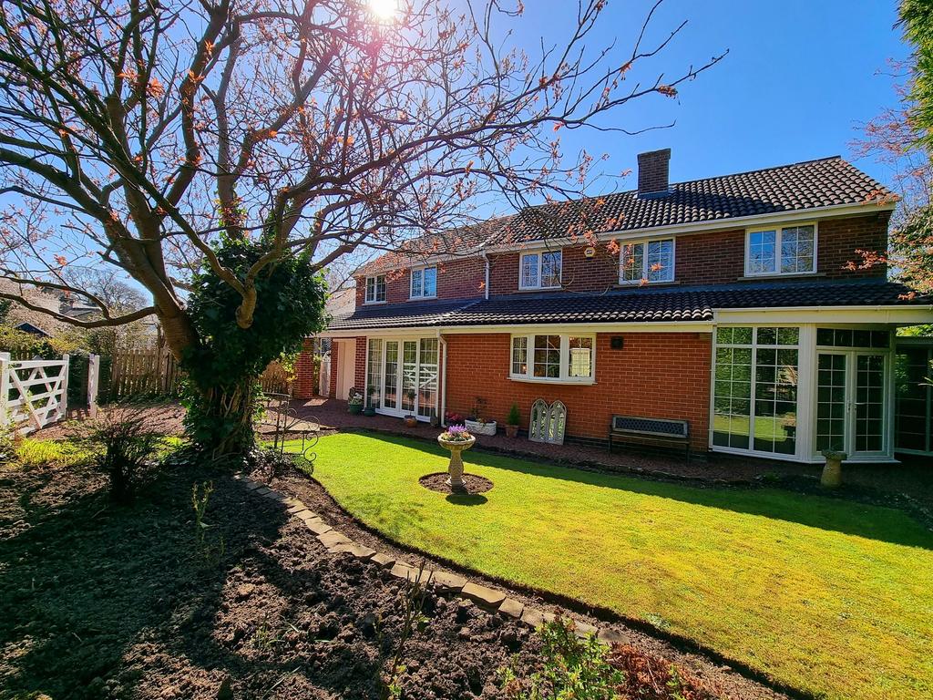 Oak Lane, Shotley Bridge 4 bed detached house for sale £575,000