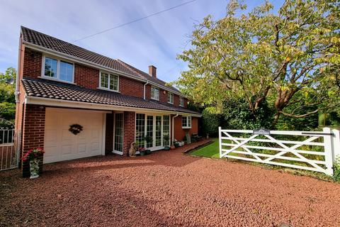 4 bedroom detached house for sale, Oak Lane, Shotley Bridge