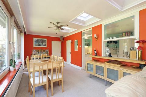 89 Queens Avenue, Feltham, TW13 7NT